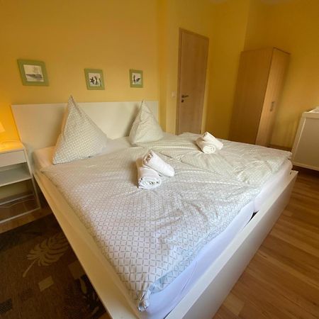 Apartments In Der Kopenhagener Strasse รอสต็อค ภายนอก รูปภาพ